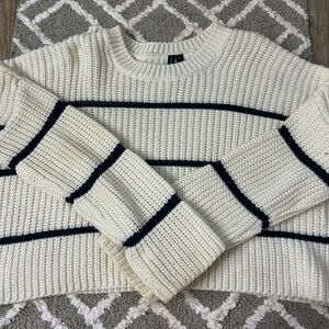 Women’s Sweater size S.